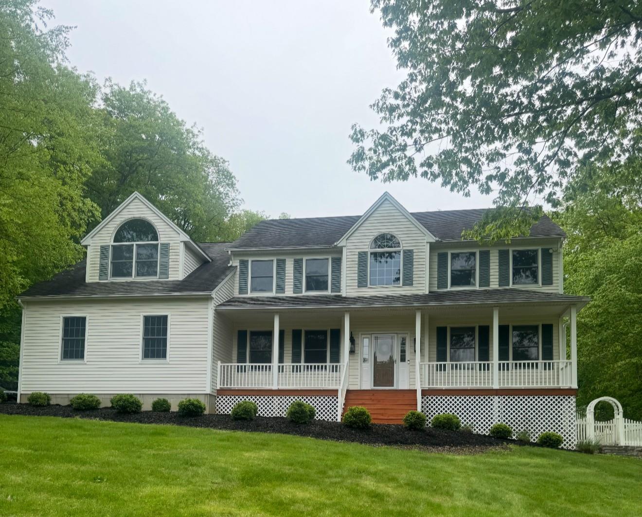 Weber Hill Road, Carmel, New York - 4 Bedrooms  
3 Bathrooms  
8 Rooms - 