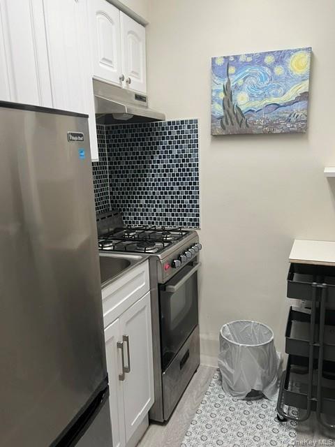 8 Bryant Crescent 1H