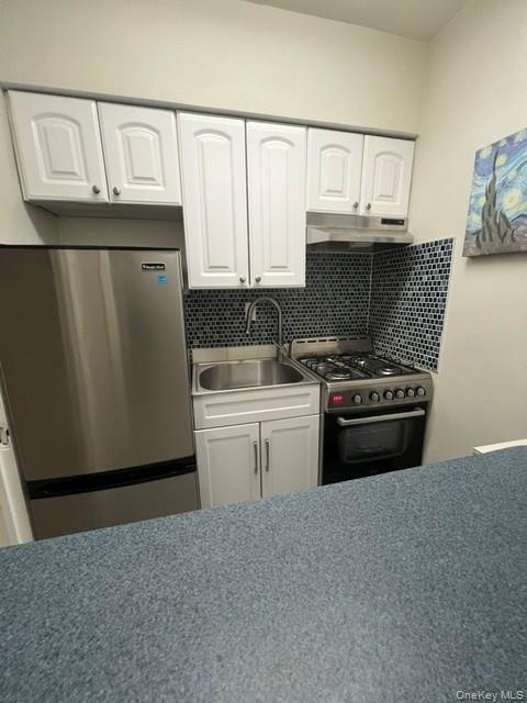 8 Bryant Crescent 1H