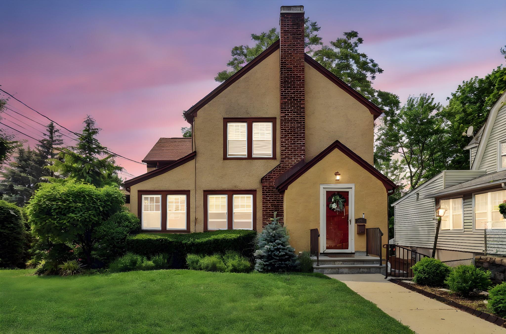 Harrison, New York 10604, United States, 3 Bedrooms Bedrooms, ,2 BathroomsBathrooms,Residential,Active,150982