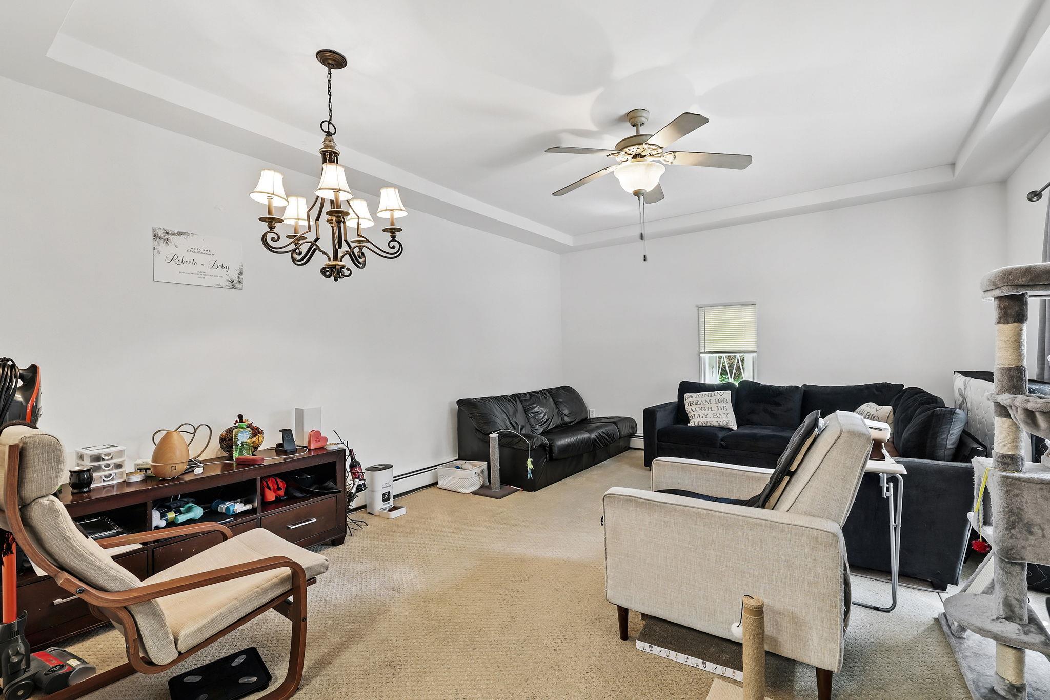 Harrison, New York 10604, United States, 3 Bedrooms Bedrooms, ,2 BathroomsBathrooms,Residential,Active,150982