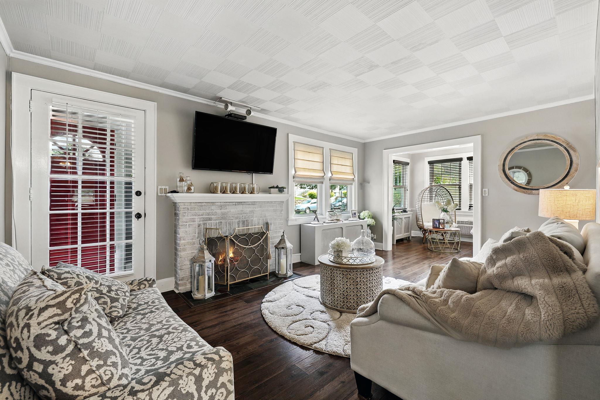 Harrison, New York 10604, United States, 3 Bedrooms Bedrooms, ,2 BathroomsBathrooms,Residential,Active,150982