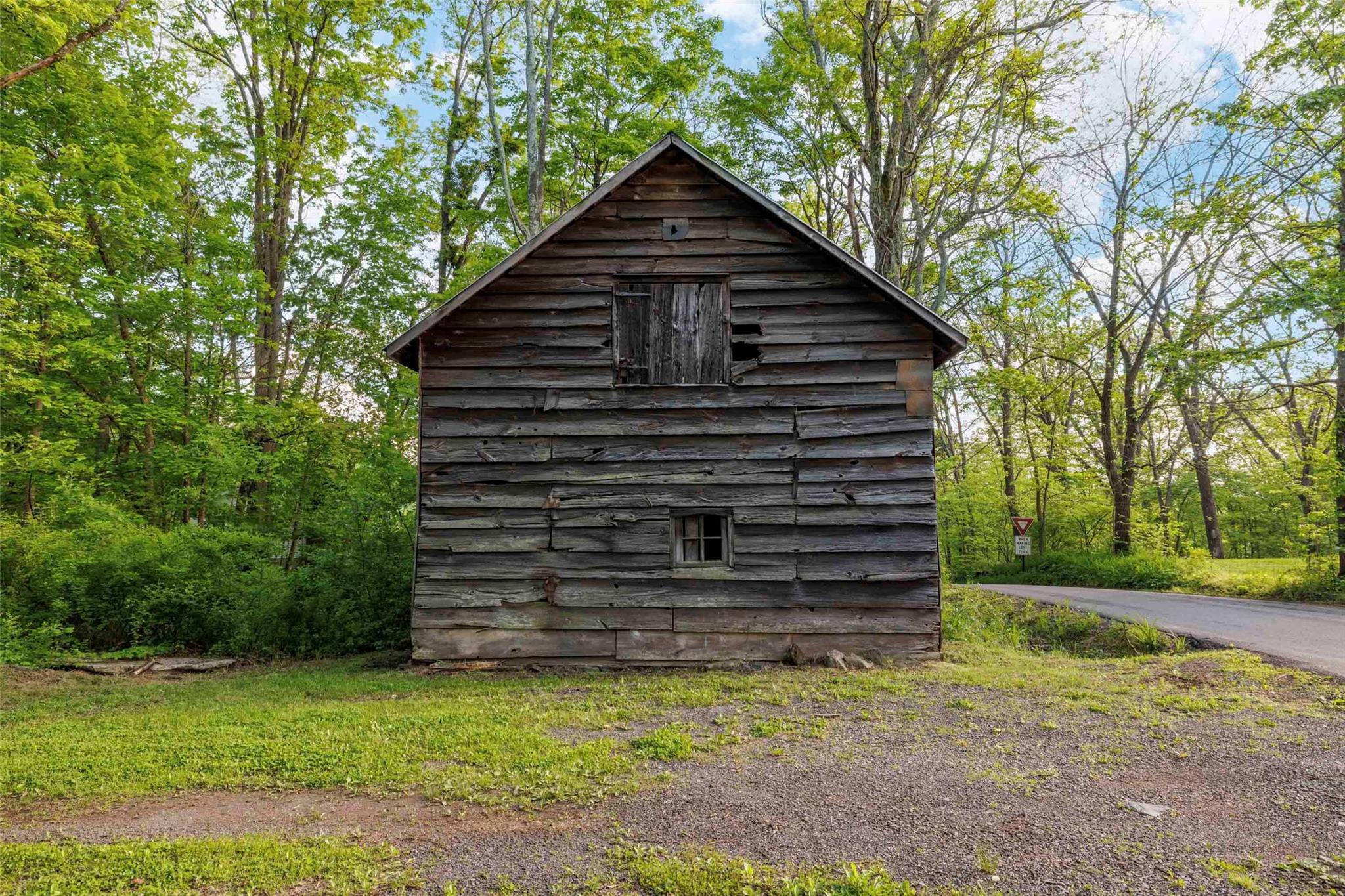 582 Old Kings Highway, Accord, New York image 46