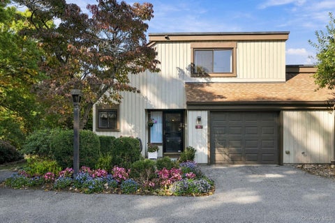 Condo For Sale - 104 Heritage Hills Hls #A<br/> Westchester County, Somers, NY 10589