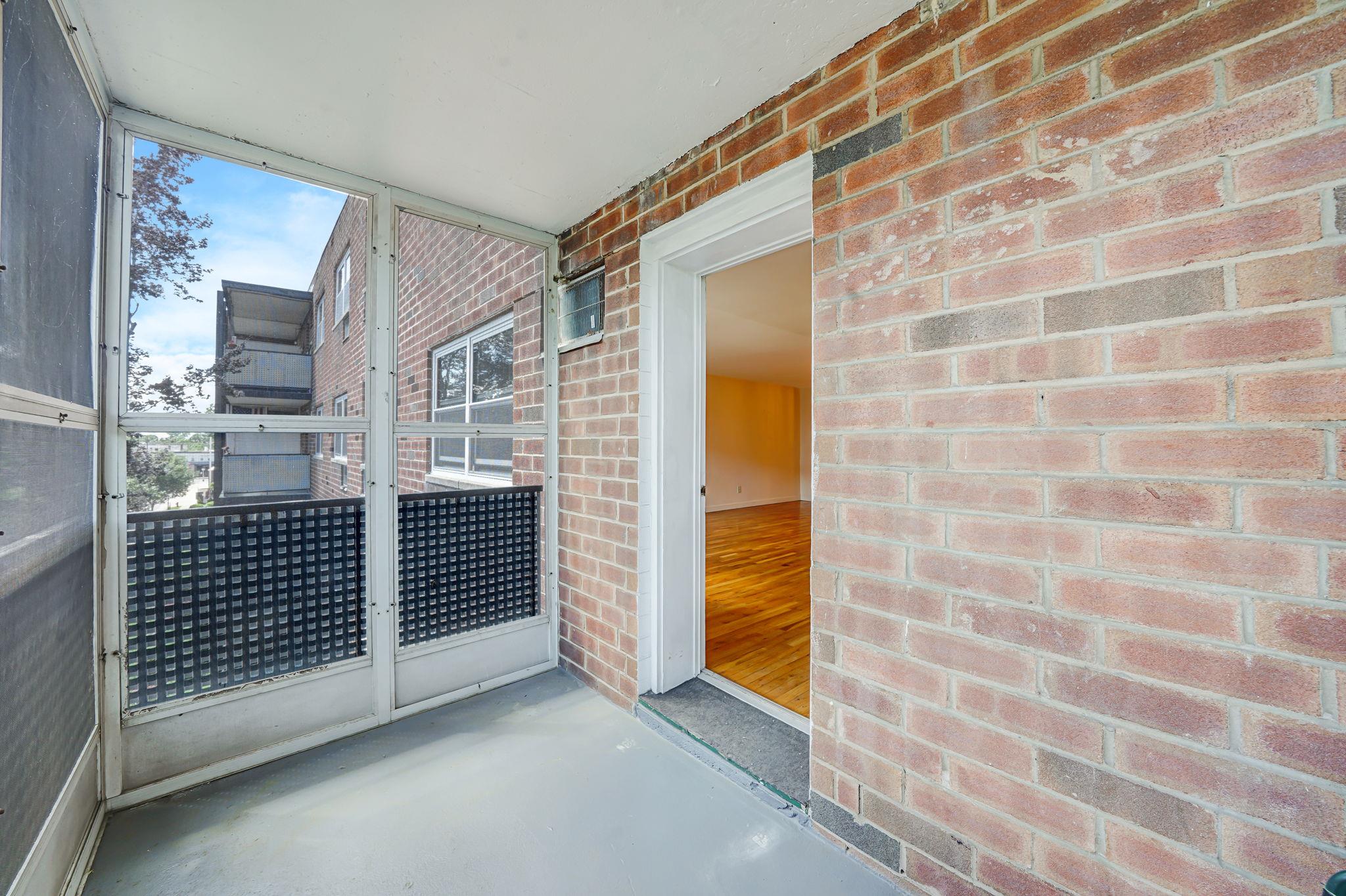 100 Lincoln Avenue Ave #28C, Mineola, New York image 14