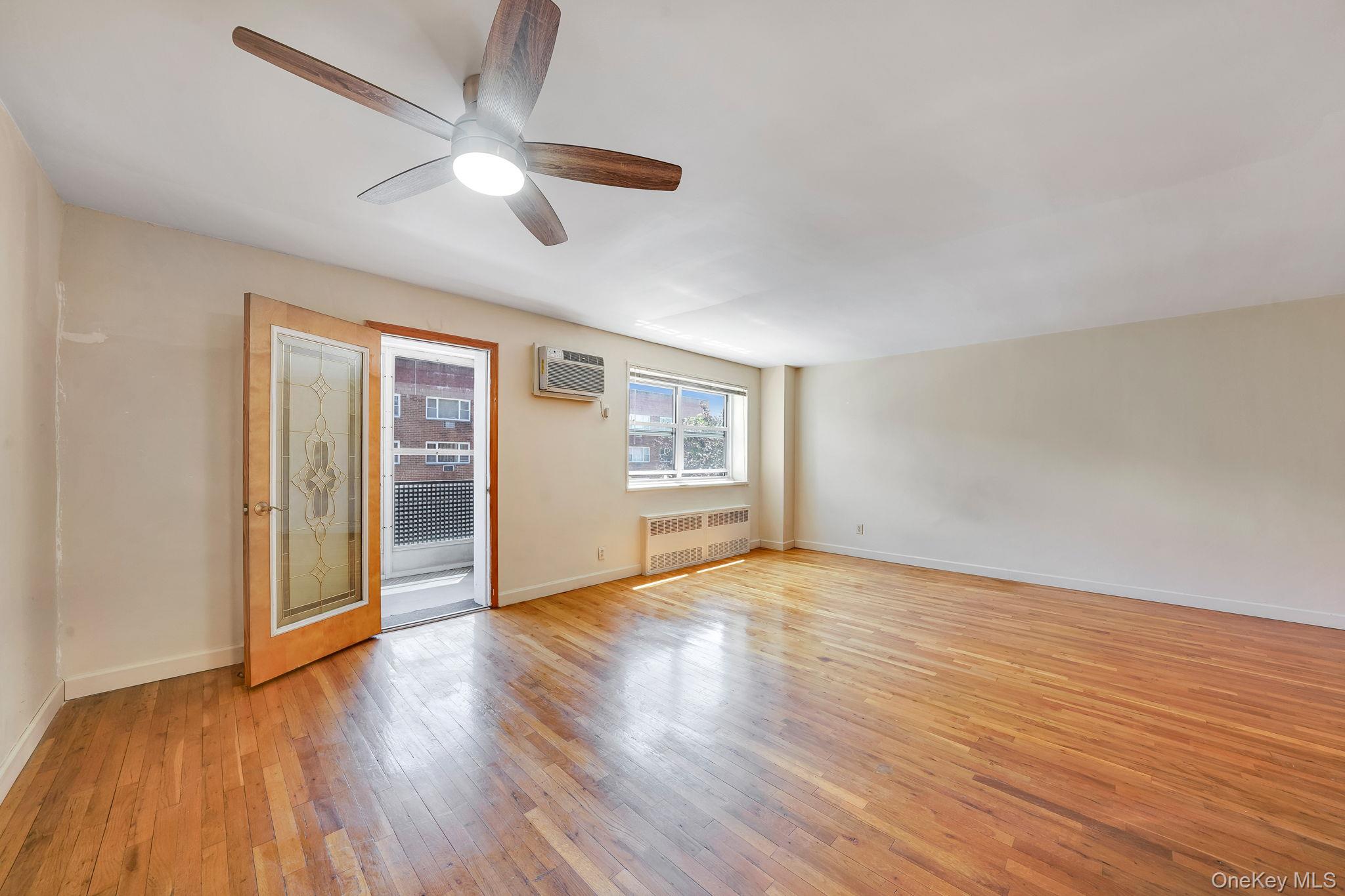 100 Lincoln Avenue 28C