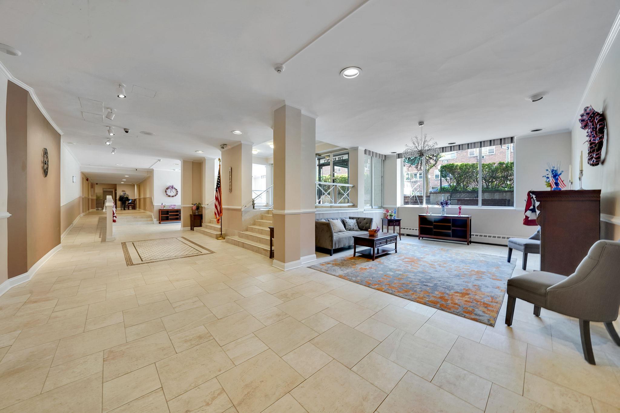 100 Lincoln Avenue Ave #28C, Mineola, New York image 16