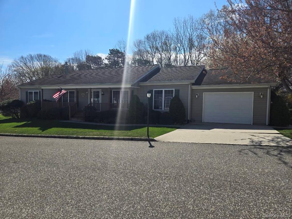 Photo of 1407 Middle Road #265, Calverton, NY 11933 (MLS # 986510)