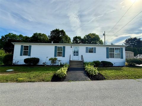 Mobile Home For Sale - 7139 Route 9<br/> Dutchess County, Rhinebeck, NY 12572