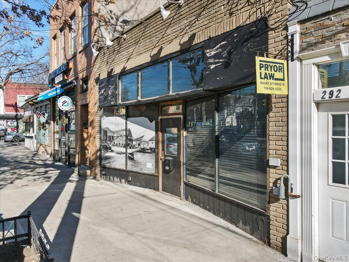 296 City Island Avenue