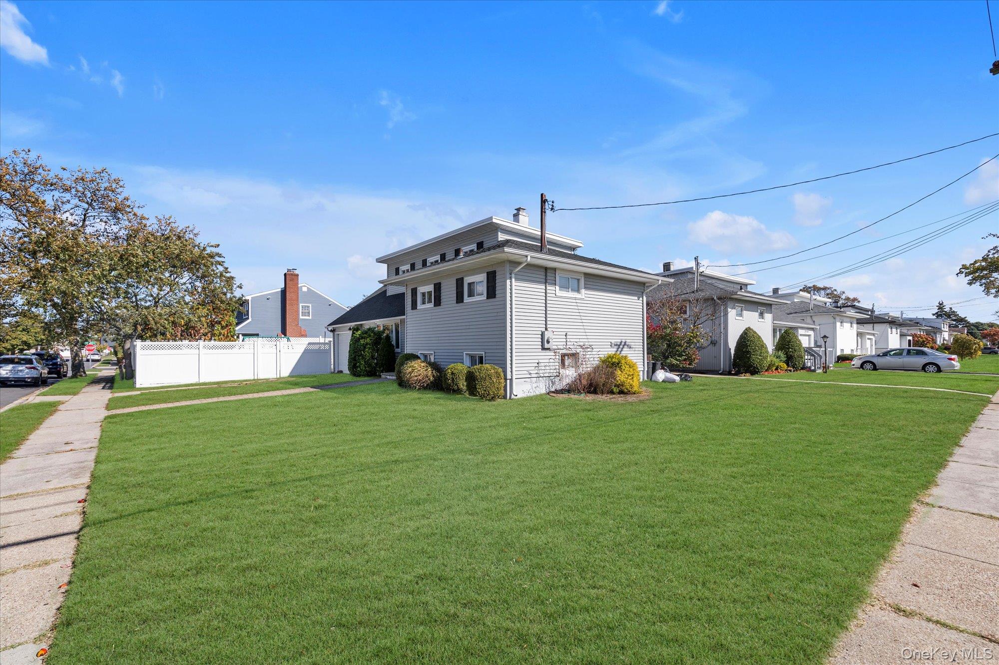 528 Carpenter Avenue