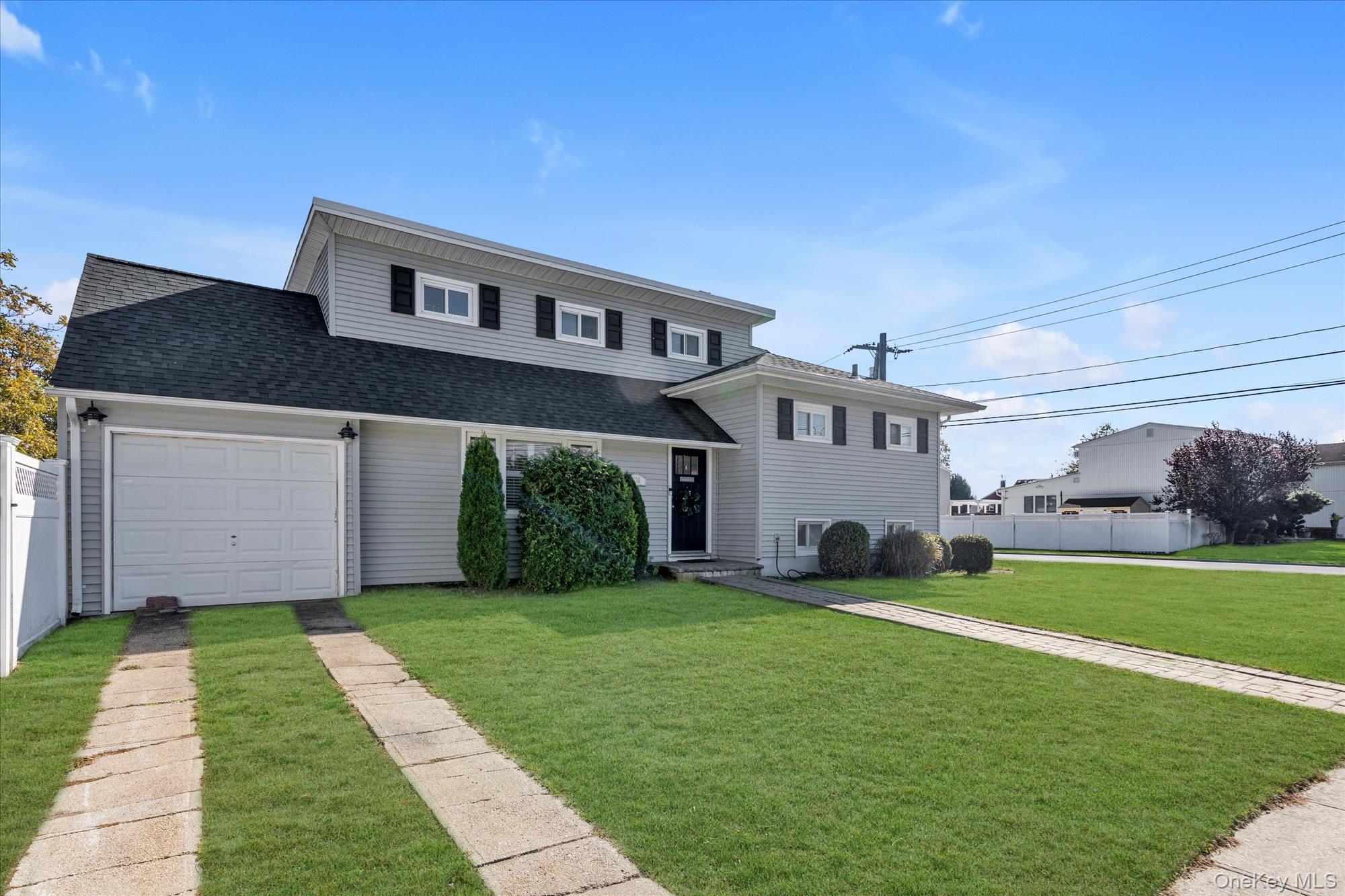 528 Carpenter Avenue