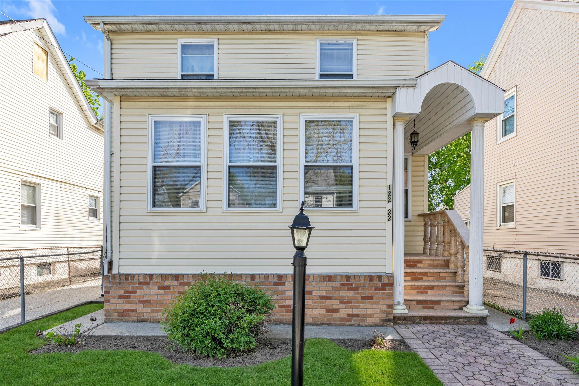 Property for Sale at Lucas Street, Springfield Gardens, Queens, NY - Bedrooms: 3 
Bathrooms: 2 
Rooms: 6  - $679,990