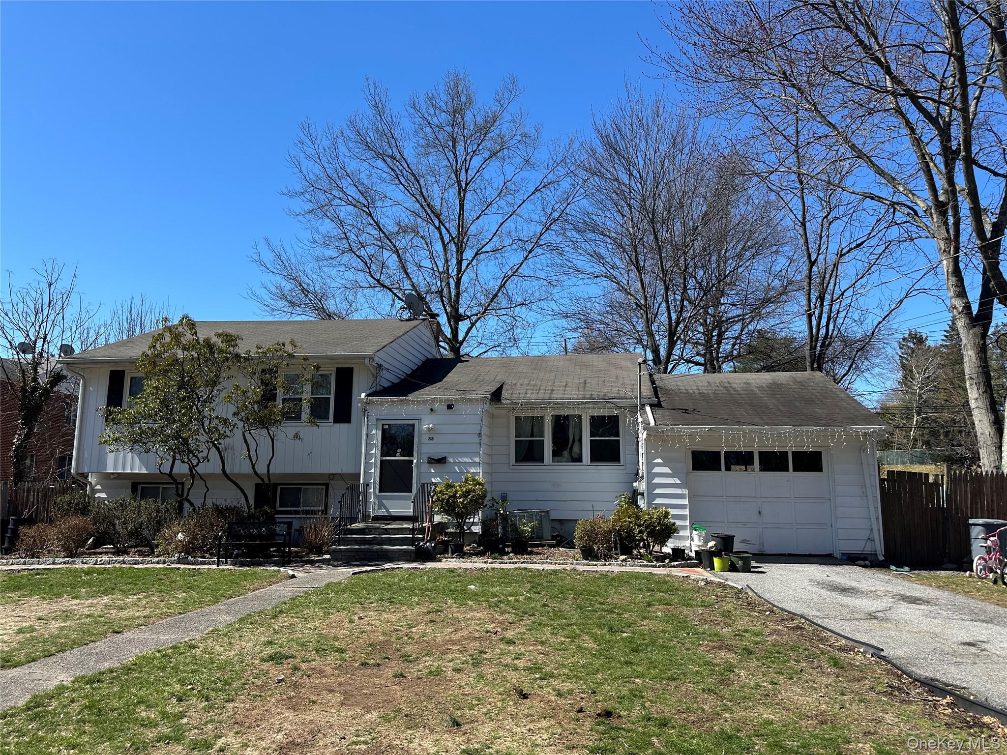 182 N Middletown Road