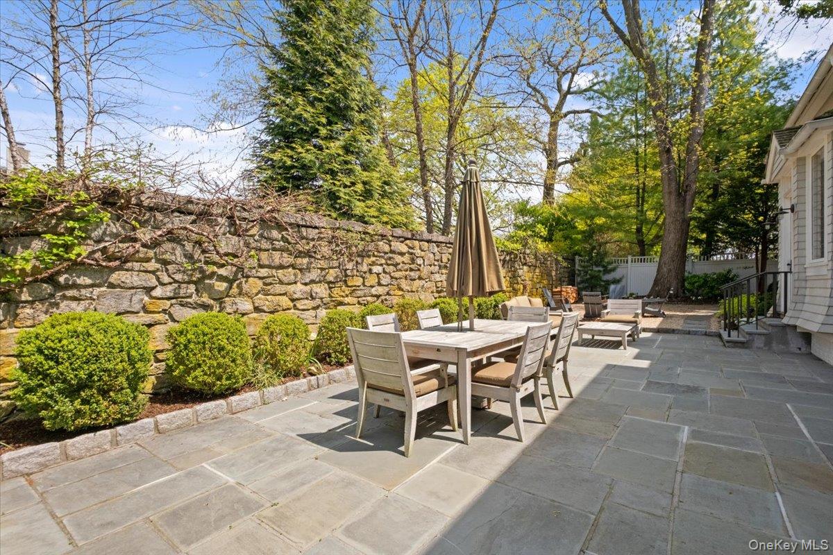 1020 Constable Drive