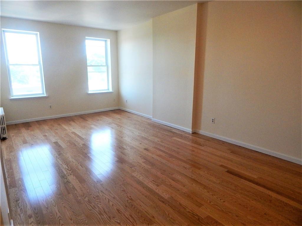 49 Main Street 1R
