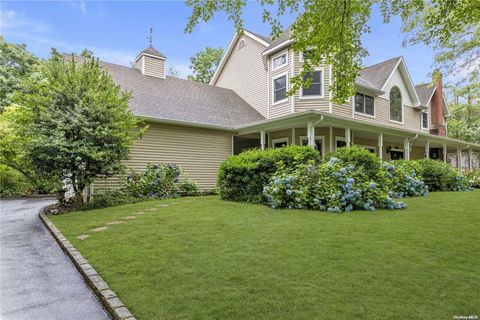 4 Skunk Hollow Road Huntington NY 11743