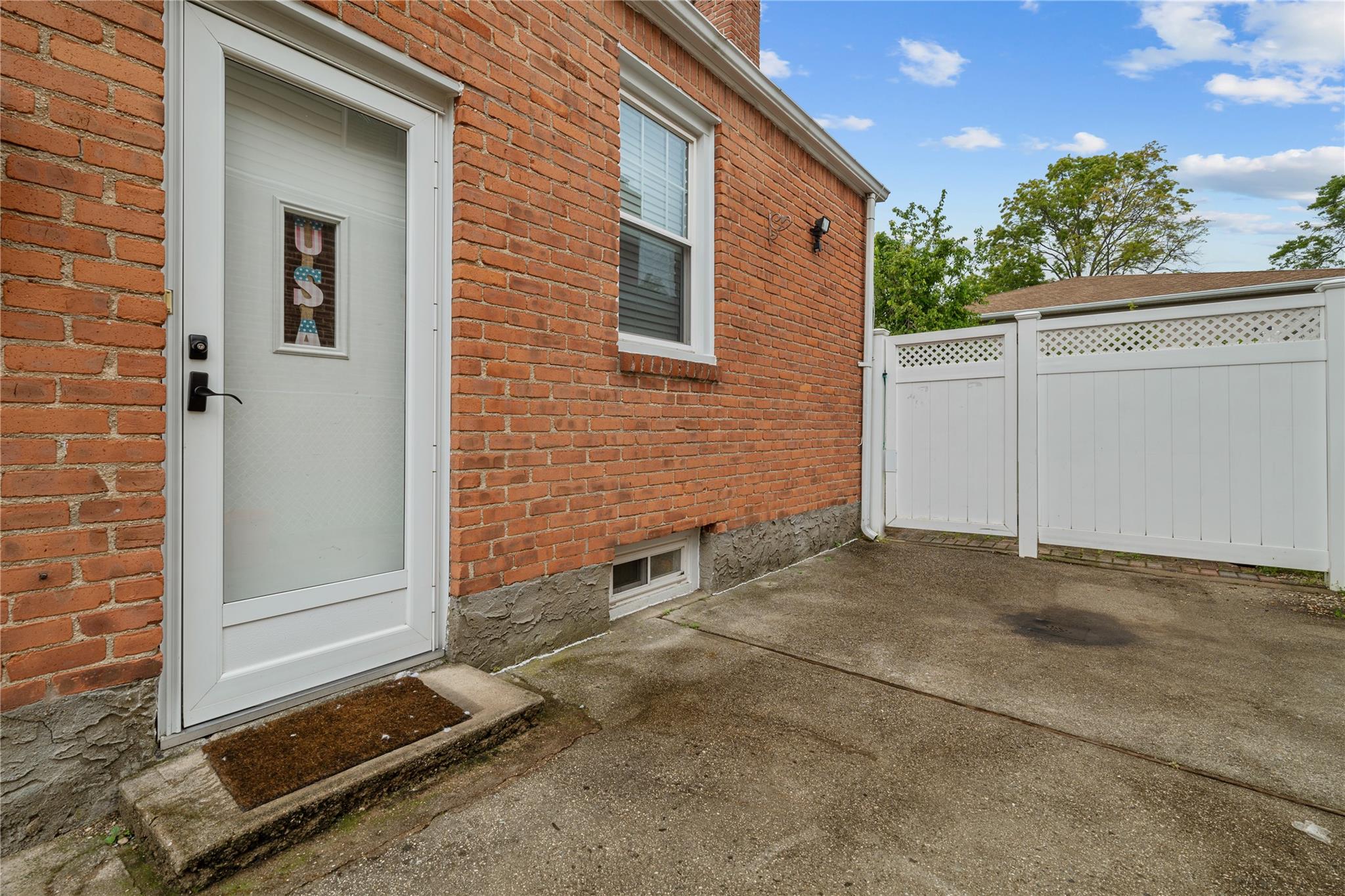 678 Margaret Street, Franklin Square, New York image 25