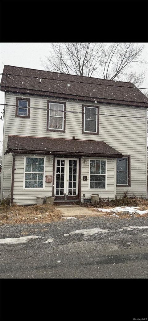 21 Harvey Street Hyde Park NY 12538