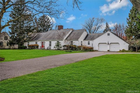 Photo of 2340 Fairway Drive, Cutchogue, NY 11935 (MLS # 936689)