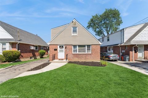 512 Nassau Boulevard Williston Park NY 11596