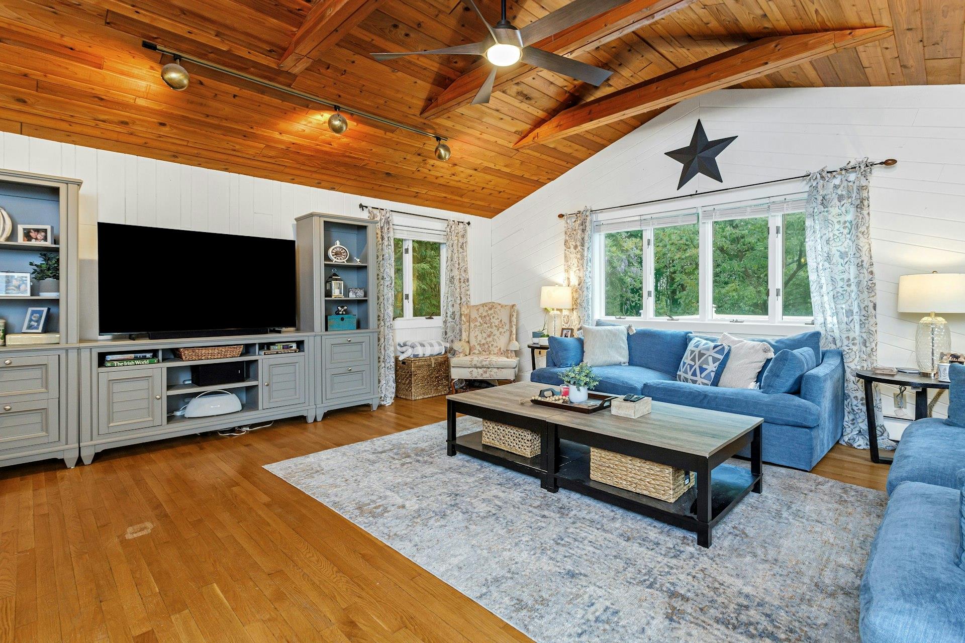 25 W Macgregor Drive, Mahopac, Florida image 16