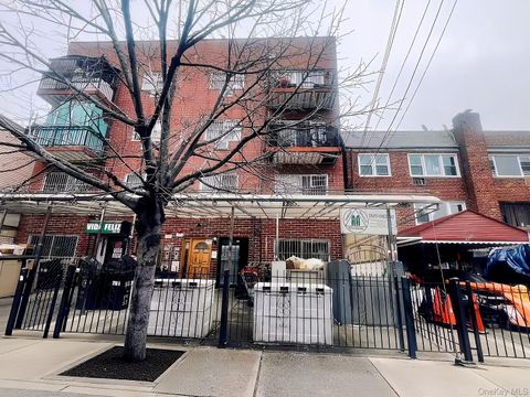 3821 99th Street Corona NY 11368