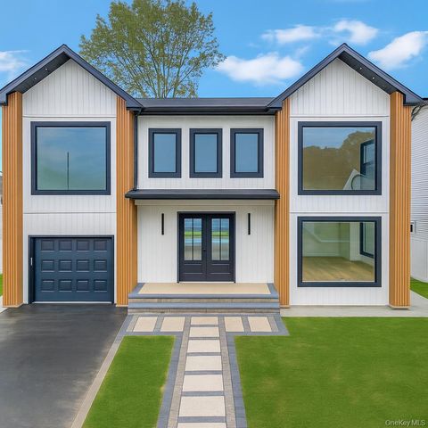 Photo of 25 Red Maple Dr N Dr, Wantagh, NY 11793 (MLS # 929527)