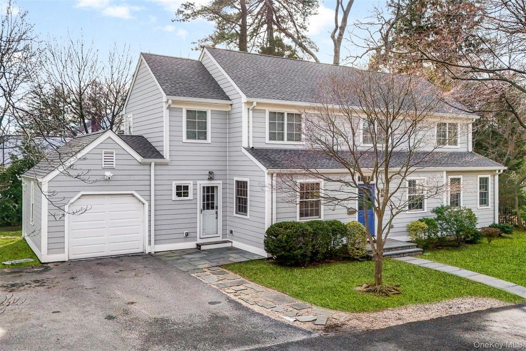 Photo of 1054 Clay Avenue, Pelham, NY 10803 (MLS # 959714)