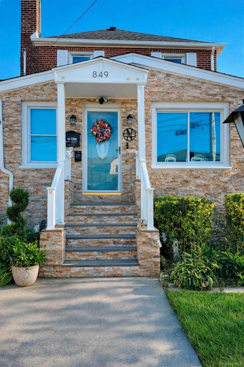 Apartment For Rent - 849 Second Avenue<br/> Nassau County, Franklin Square, NY 11010
