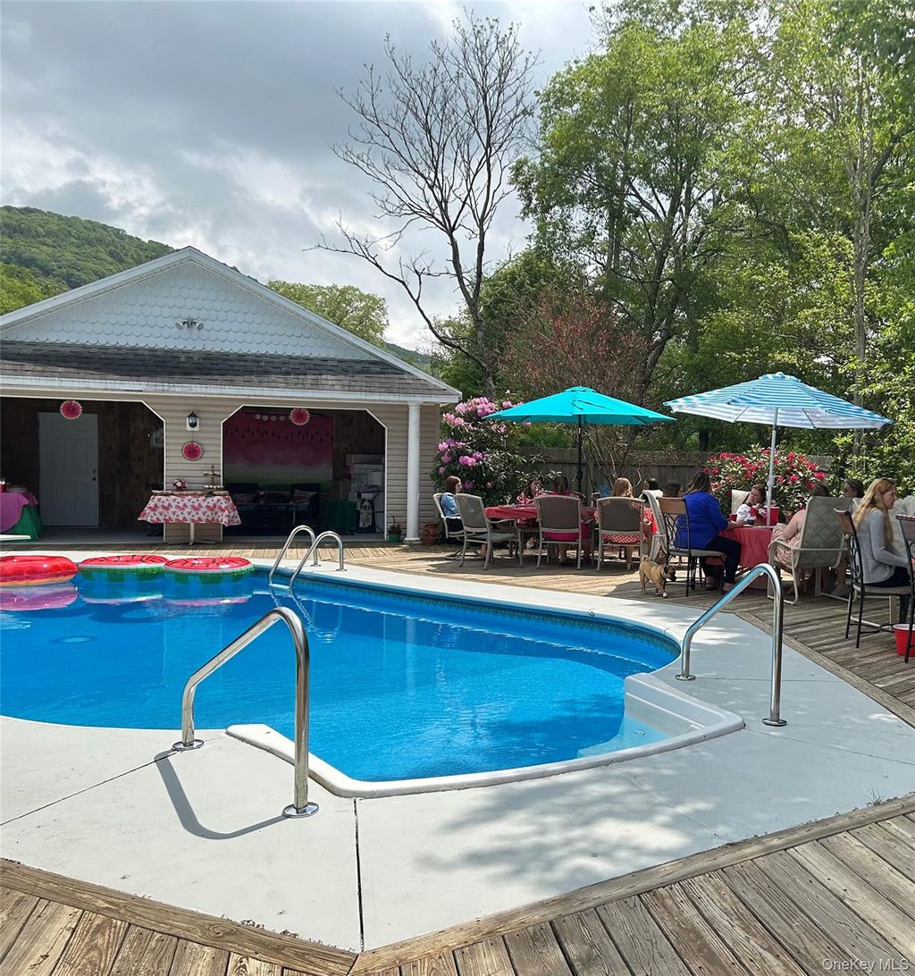 Photo of 290 Gulf Road, Roscoe, NY 12776 (MLS # 950988)