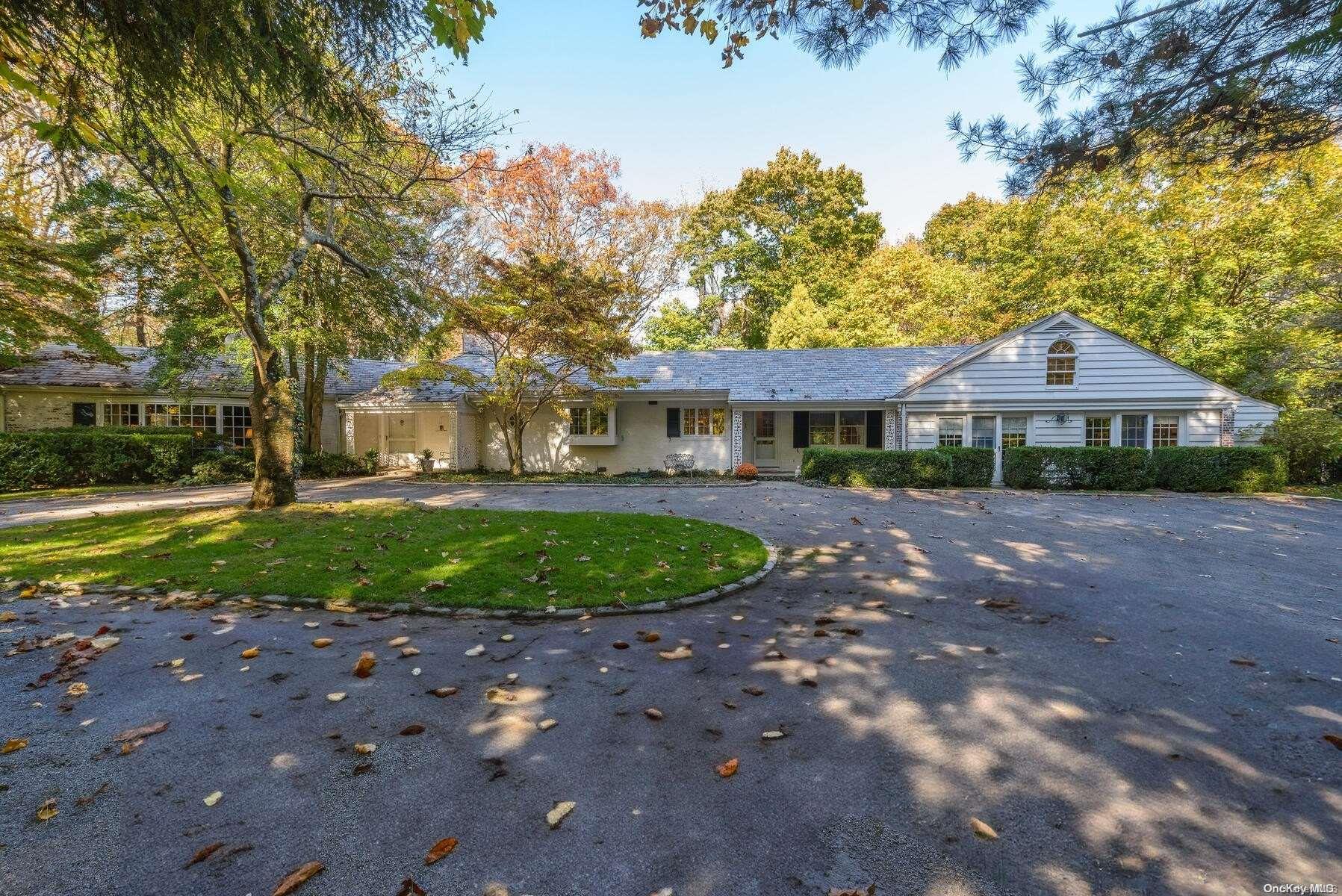 4 Laurel Lane, Locust Valley, New York image 6