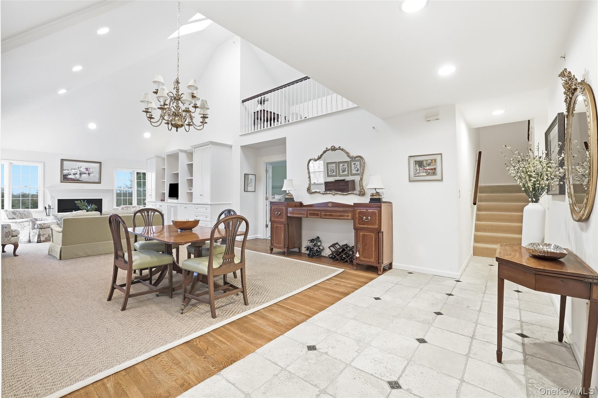 12 Brook Hills Circle