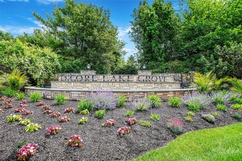 23 Sonata Court Lake Grove NY 11755