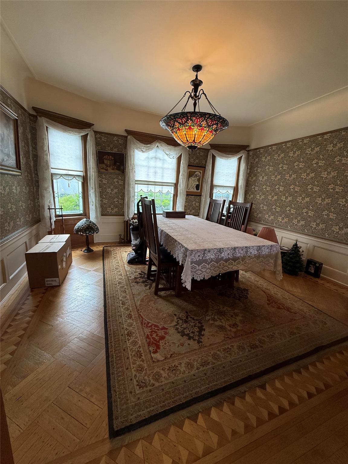 20 Ridge Road, Douglaston, New York image 26