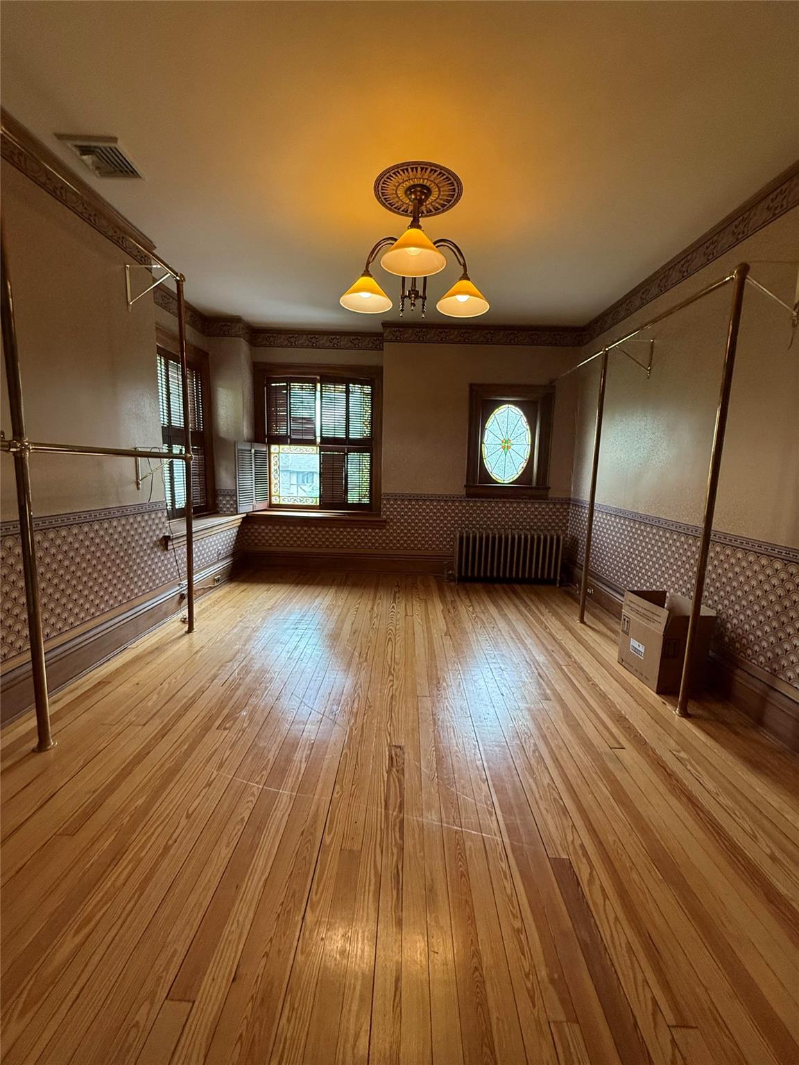 20 Ridge Road, Douglaston, New York image 20