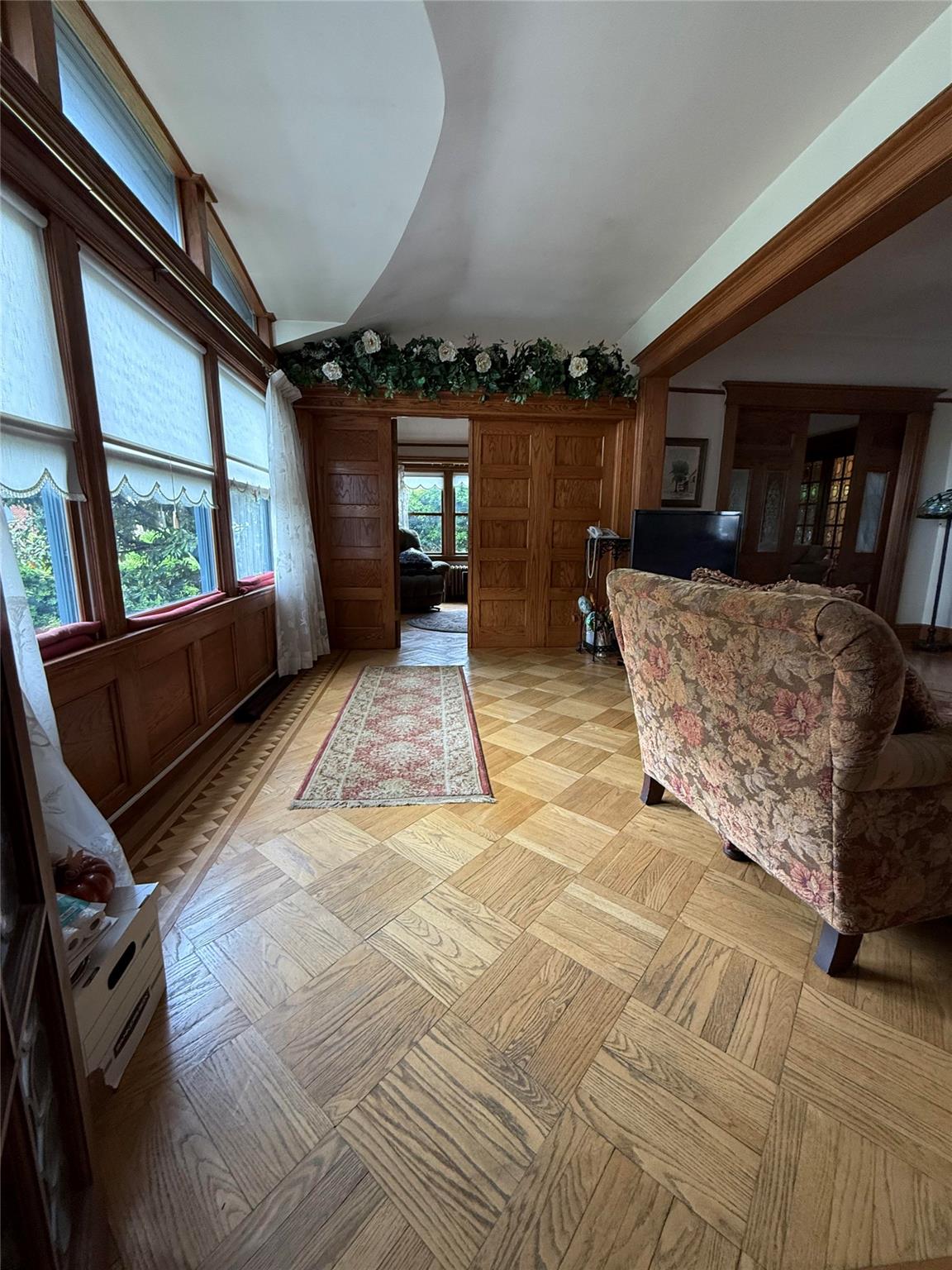 20 Ridge Road, Douglaston, New York image 29