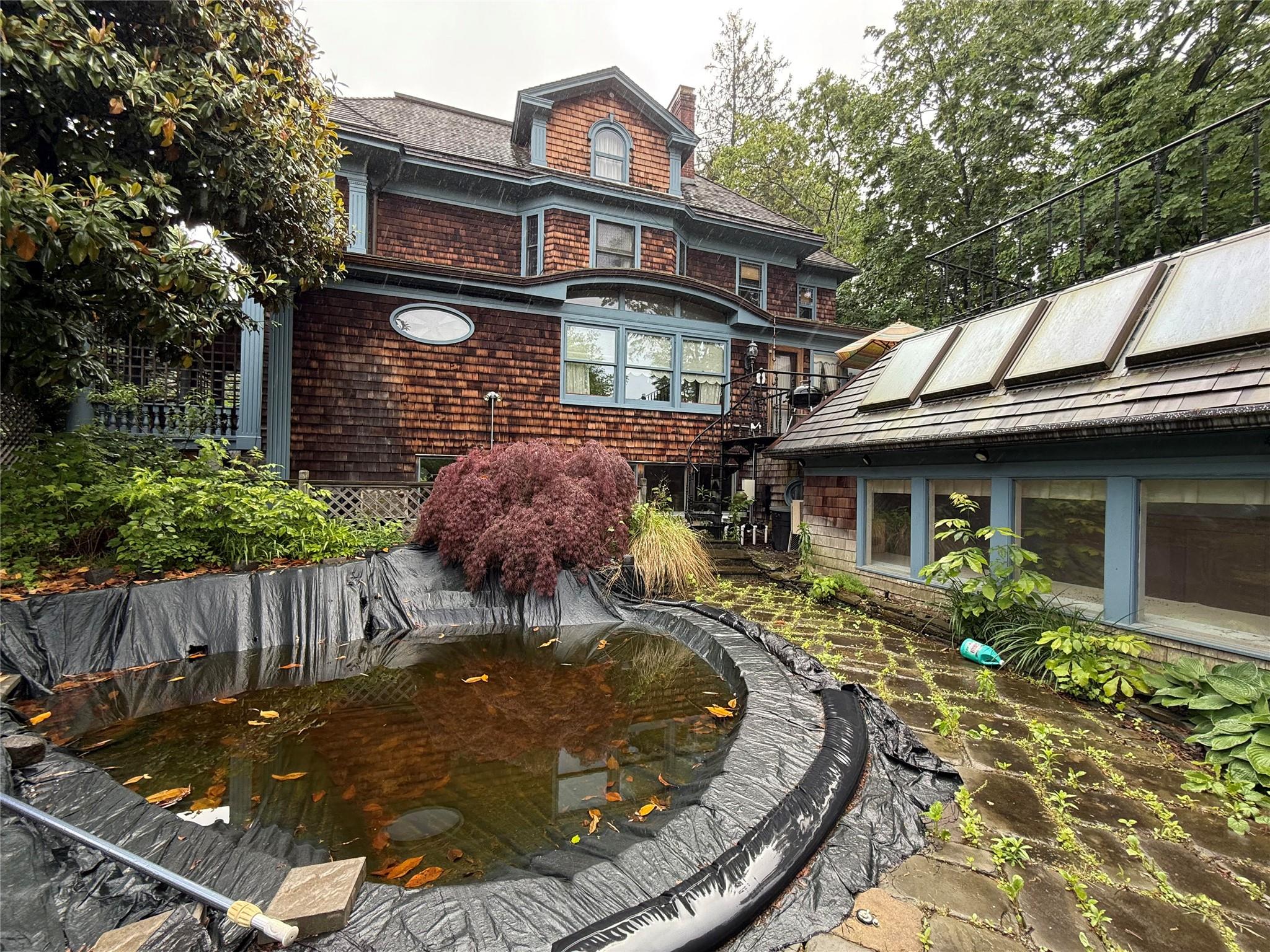 20 Ridge Road