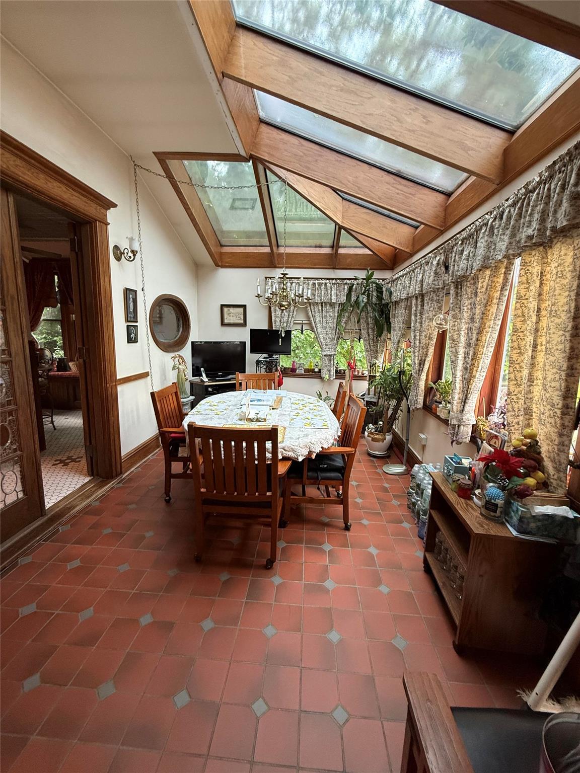 20 Ridge Road, Douglaston, New York image 33