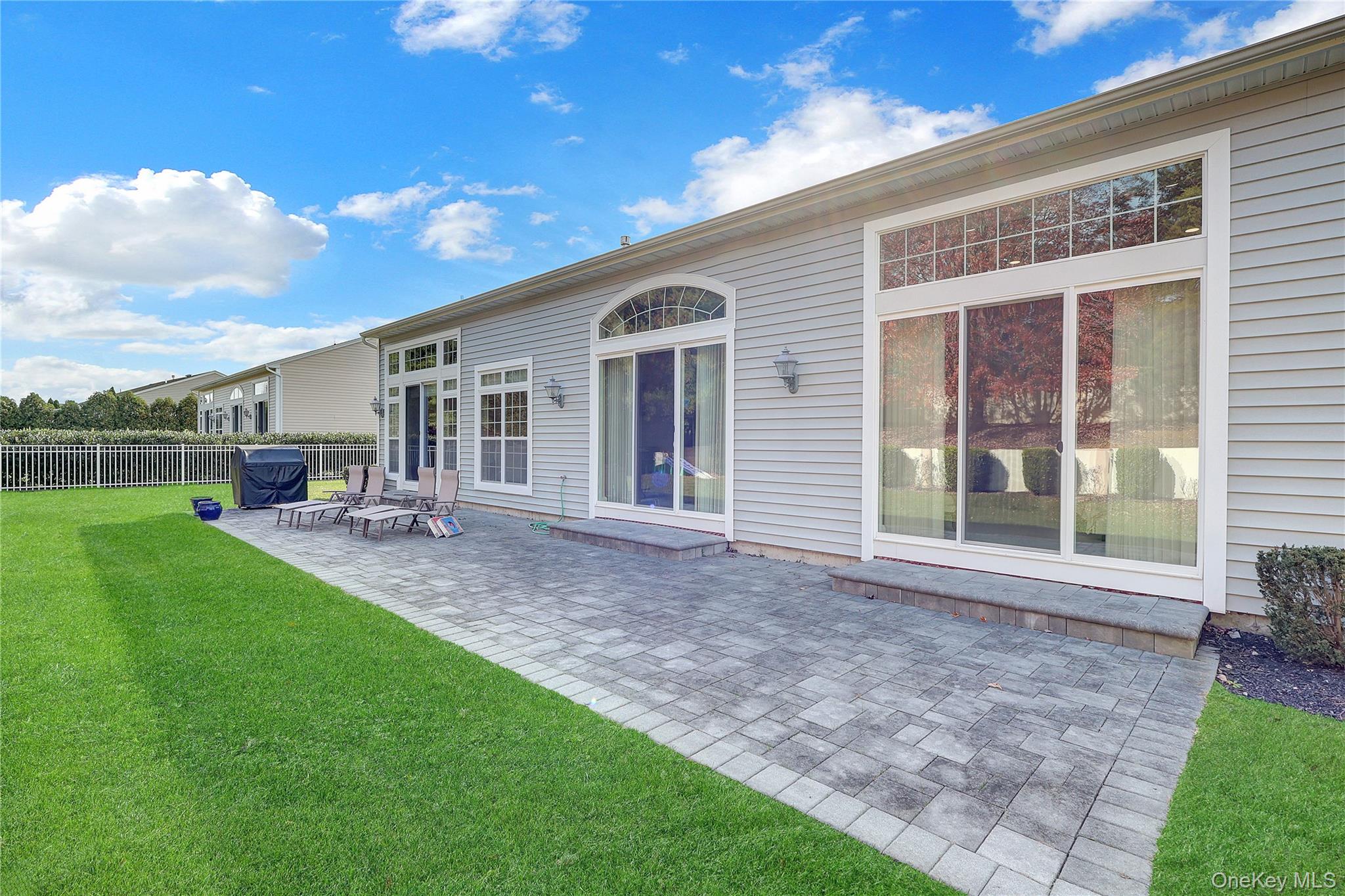 53 Hamlet Woods Drive