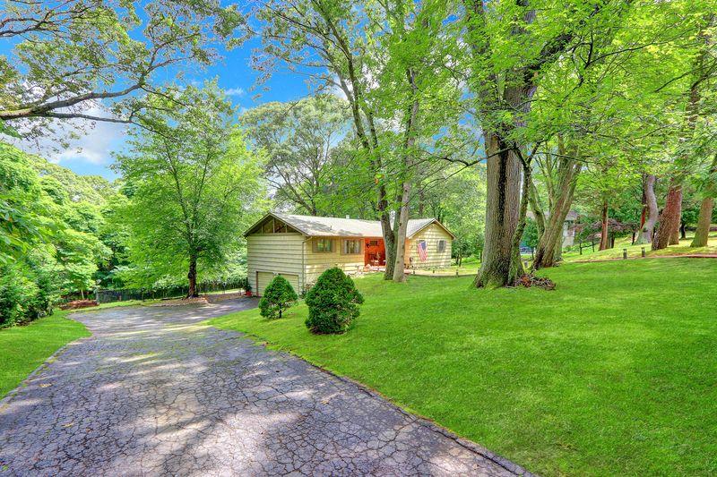 15 Mary Pitkin Path