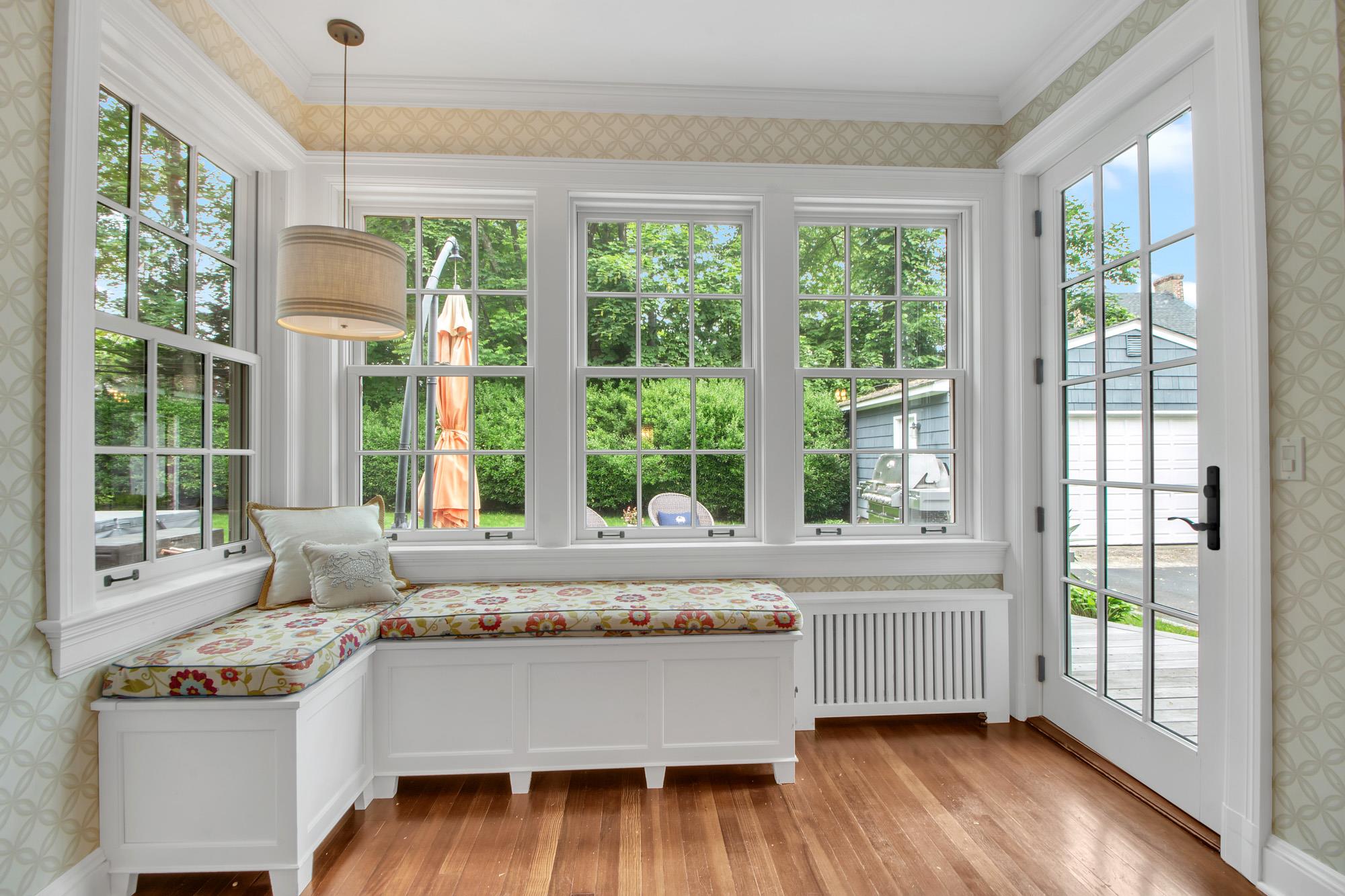 7 Middle Drive, Manhasset, New York image 8