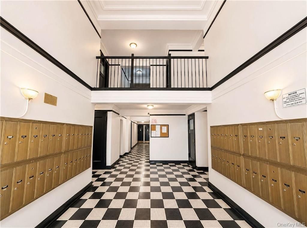 Photo of 190 72nd Street #122, Brooklyn, NY 11209 (MLS # 1000785)
