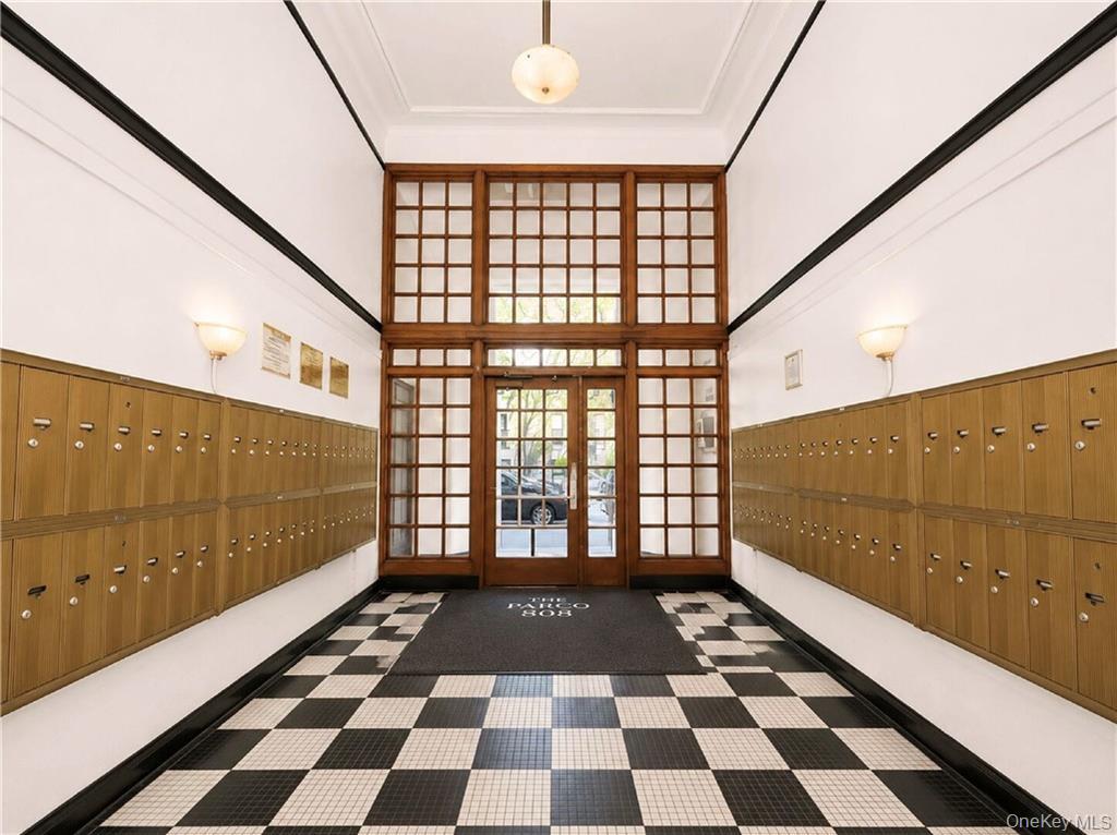 190 72nd Street 122