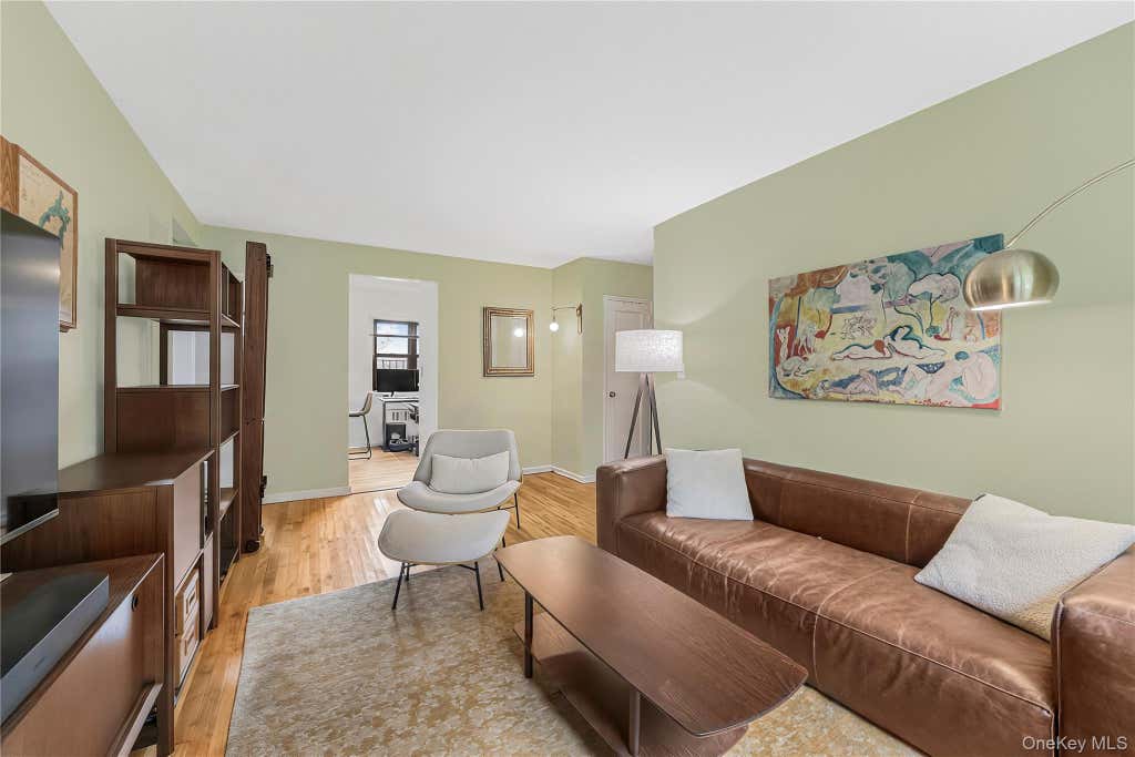 Photo of 757 Hillside Avenue #A1, White Plains, NY 10603 (MLS # 1042415)