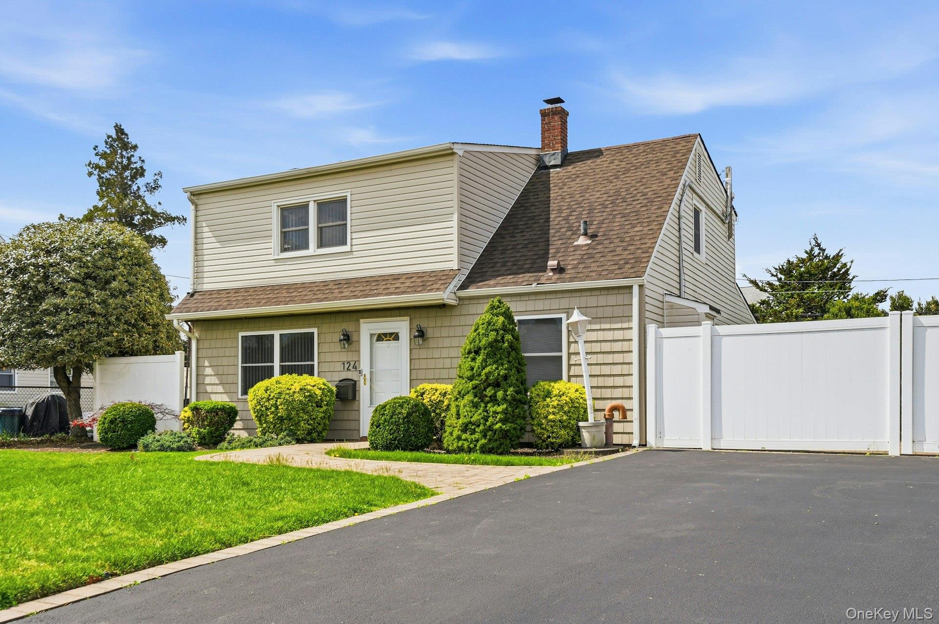 124 Saddle Lane