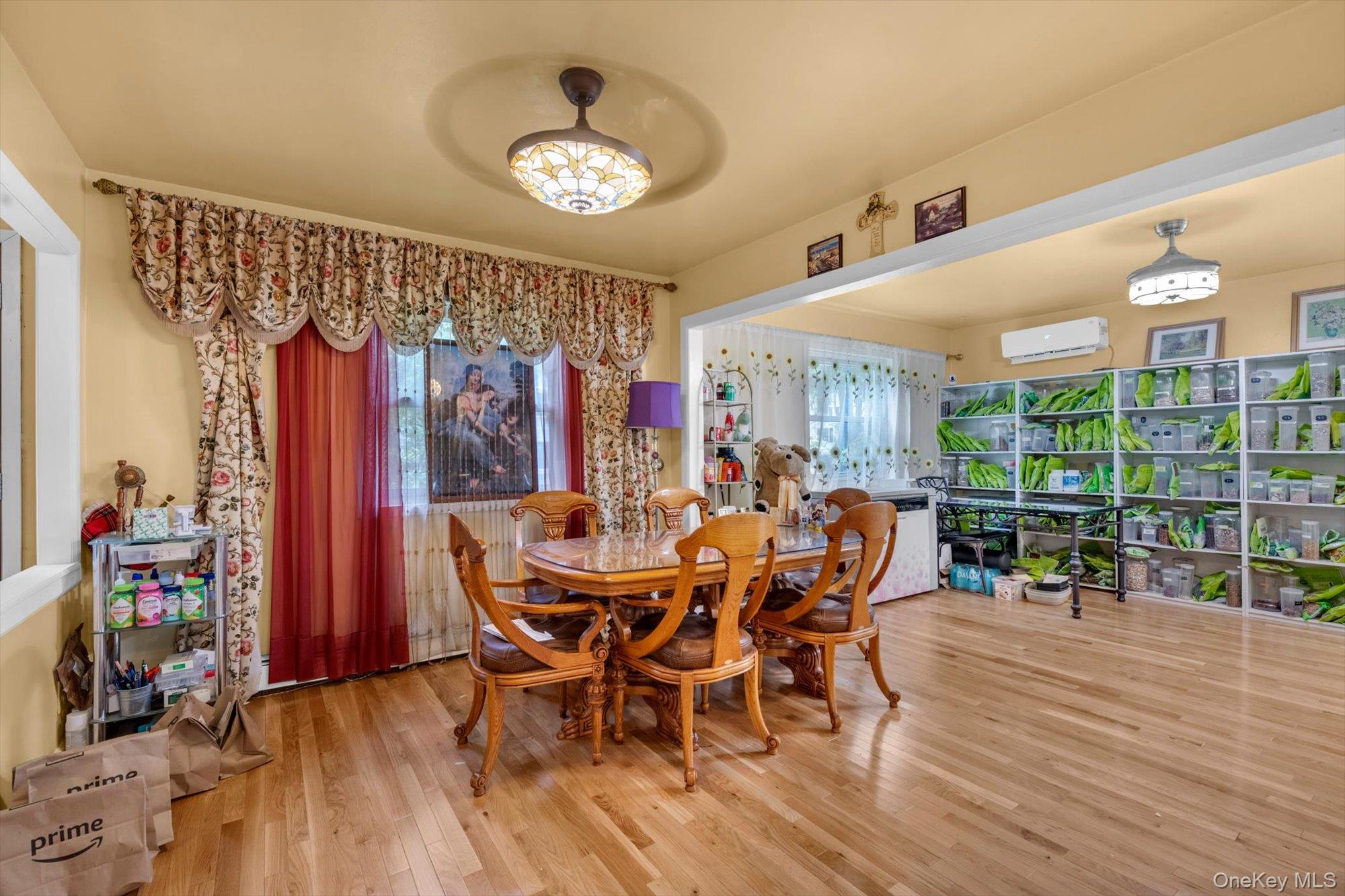 257 Schenck Avenue - Photo 4