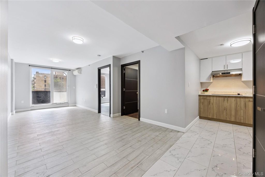 Photo of 35-20 146 Street #3B, Flushing, NY 11354 (MLS # 910008)