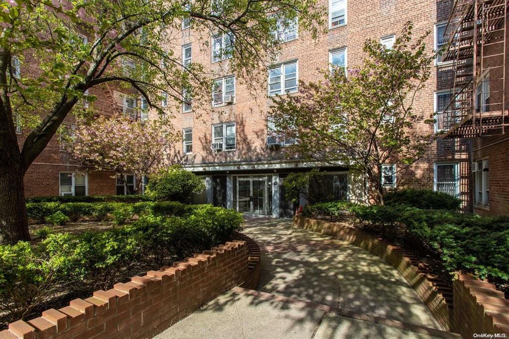 62-59 108th Street #6A, Forest Hills, New York image 1