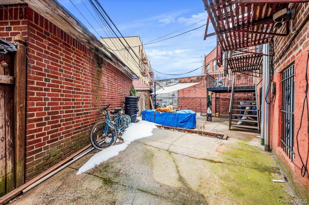 9025A & 9027 Elmhurst Avenue